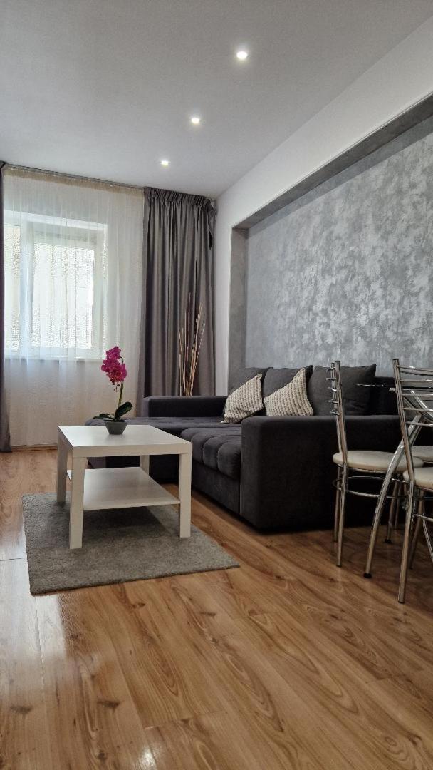 Rin Grand Sofmed Apartment Букурещ Екстериор снимка