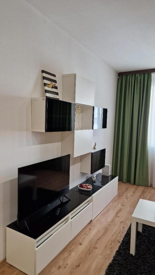 Rin Grand Sofmed Apartment Букурещ Екстериор снимка
